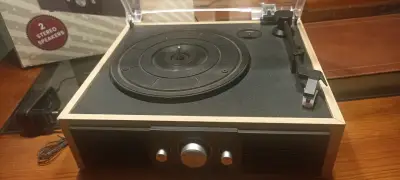 Tocadiscos clásico con Bluetooth y radio FM - miniatura 2