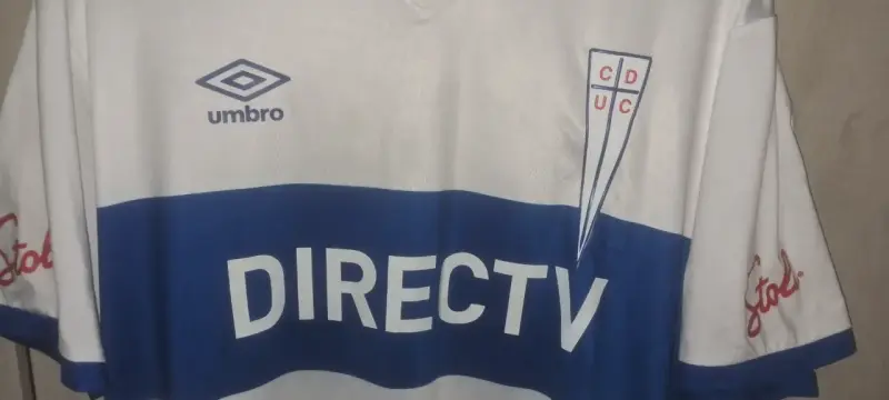 Camiseta Universidad Católica Local Umbro - 3
