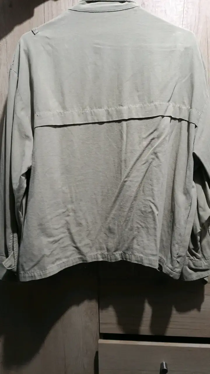 Chaqueta beige de algodón con bolsillos - 2