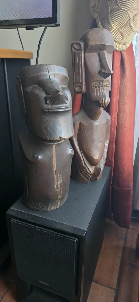 Esculturas de madera arte Rapa Nui TOROMIRO - 1