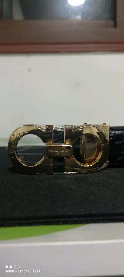 Cinturón Ferragamo Monogram Hebilla Dorada 115 cm - miniatura 2