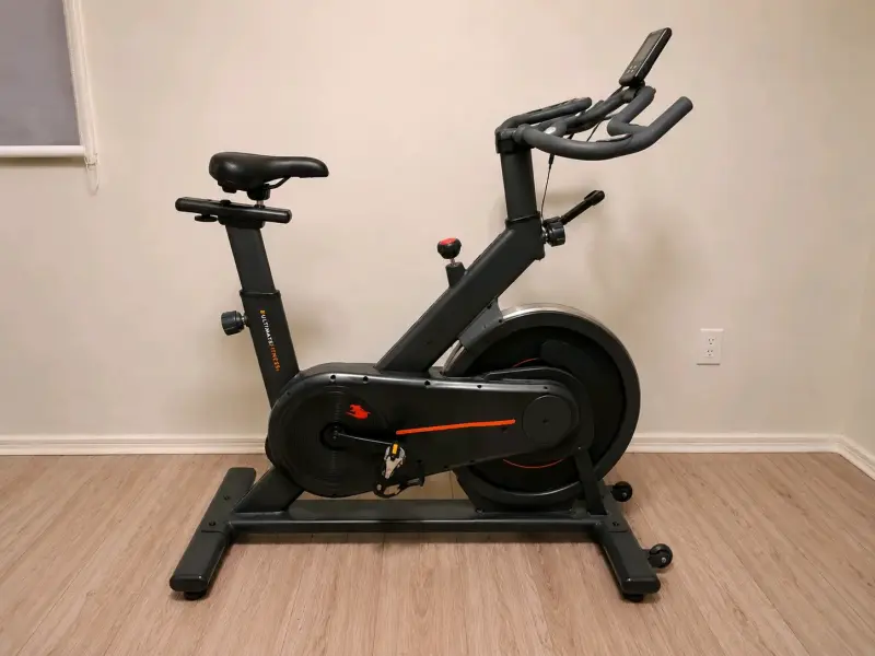 Bicicleta Spinning Ultimate Fitness negra Z610P