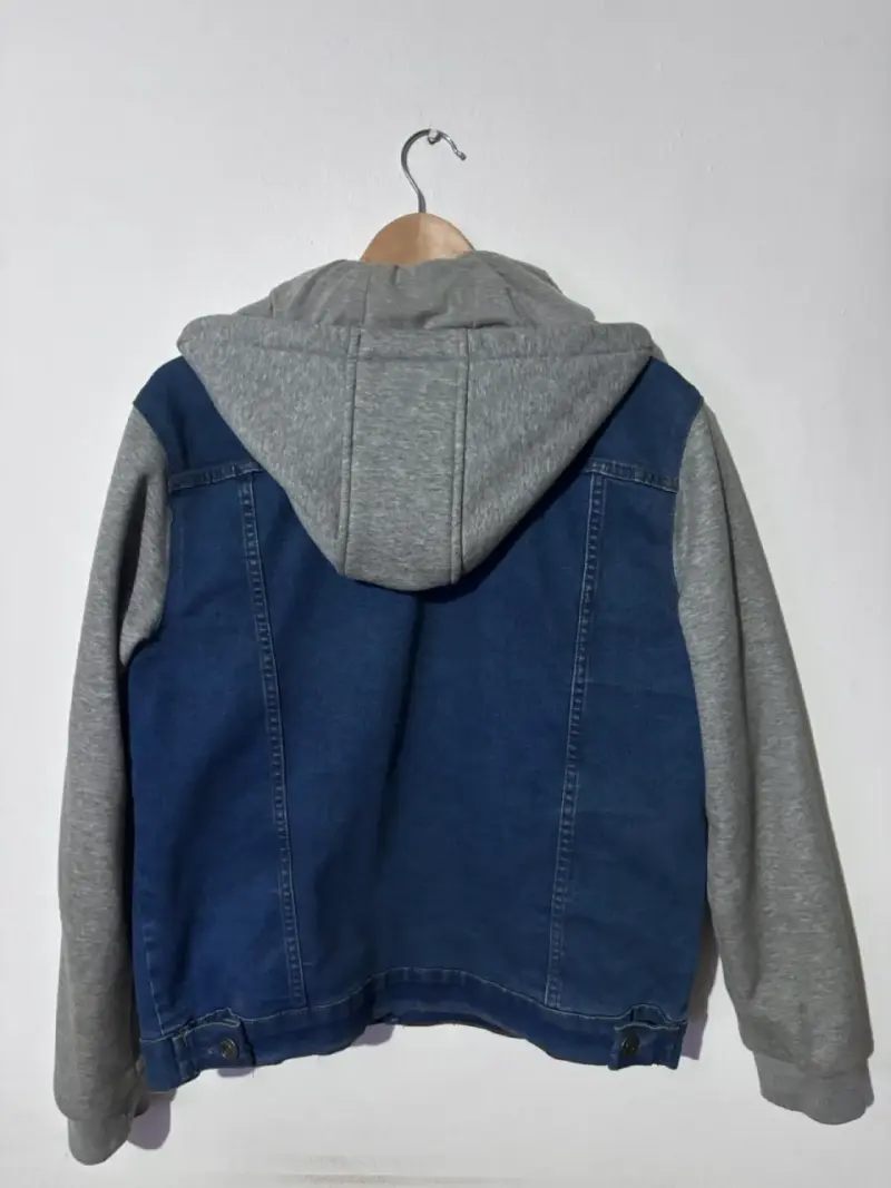 Chaqueta de mezclilla con capucha - 2