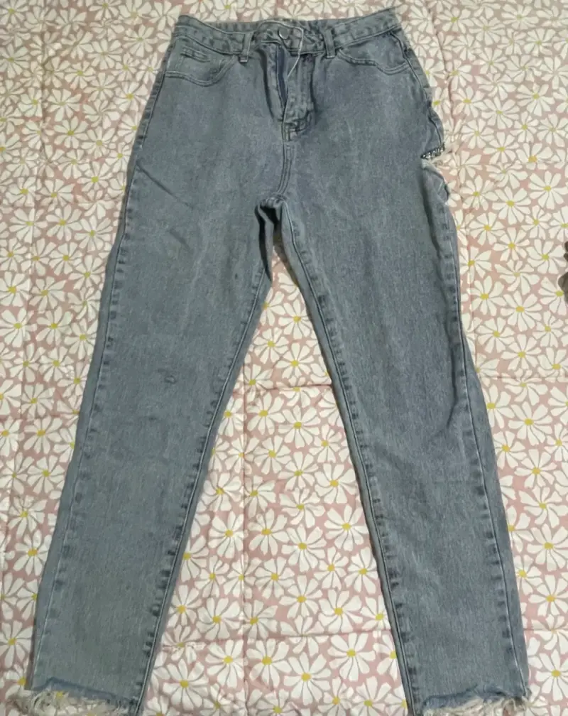 Pantalones de mezclilla y cargo para mujer - 2