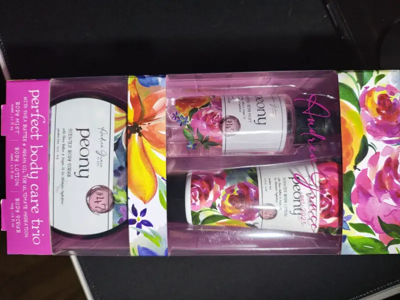 Set de Cuidado Corporal Andrea Grace Peony