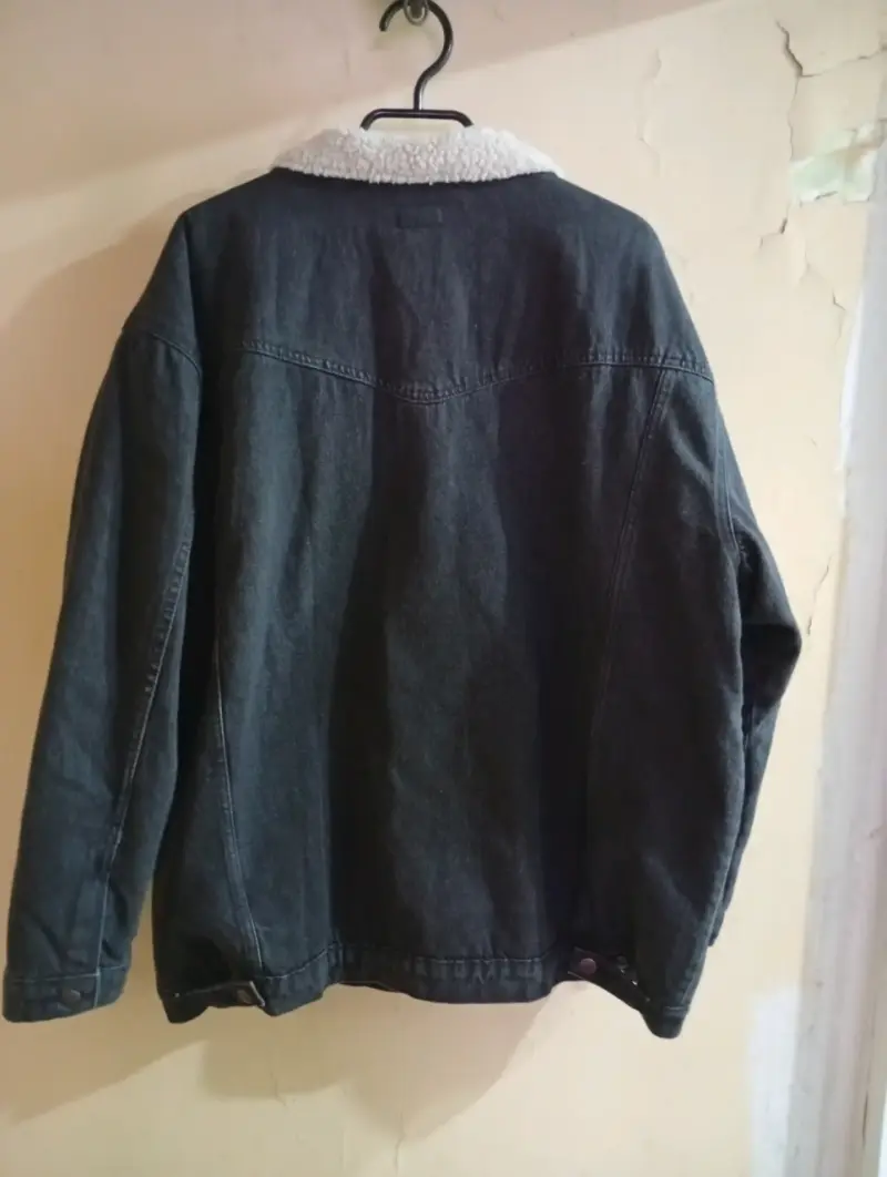 Chaqueta de mezclilla Wrangler con forro de borrego - 4