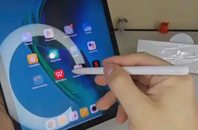 Lápiz táctil para iPad con carga usb C - miniatura 3