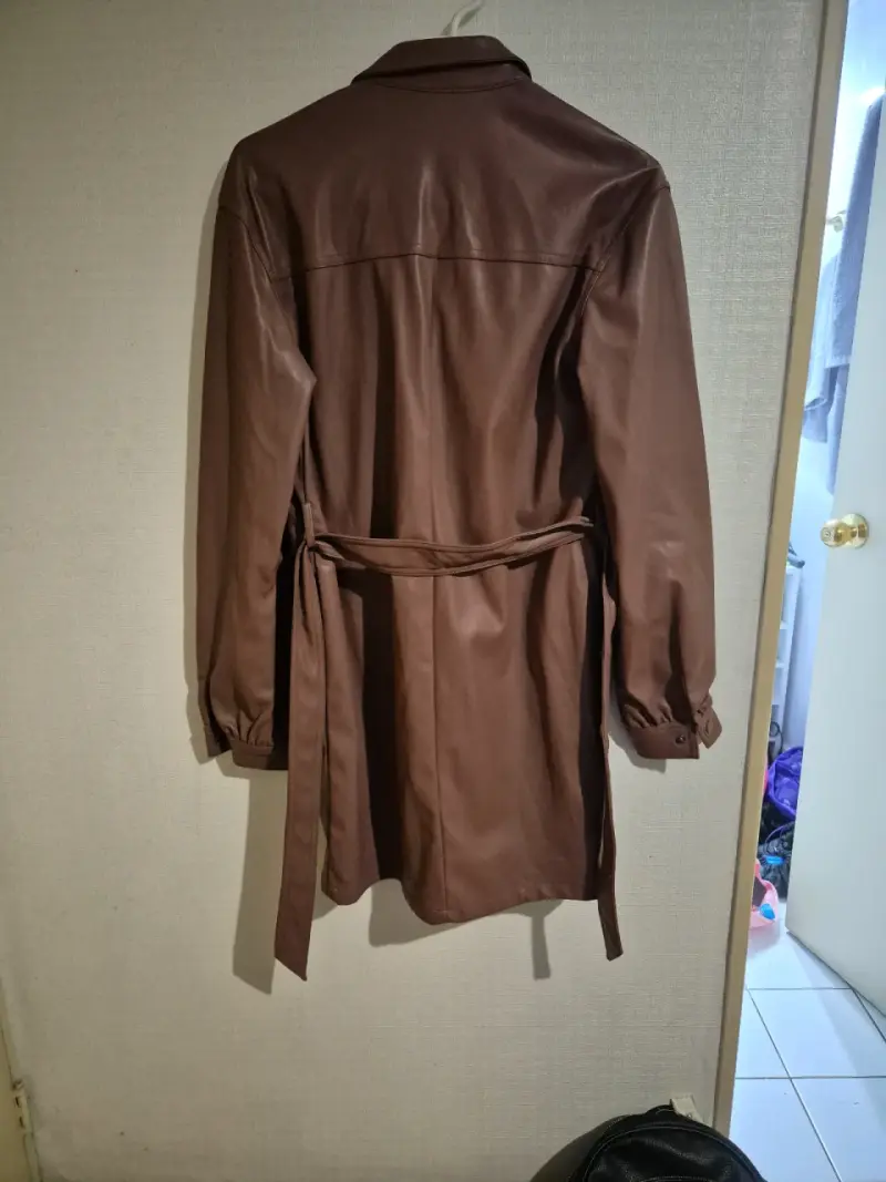 Stradivarius Chaqueta de ecocuero - 2