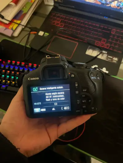 Cámara Canon EOS Rebel T7 con lente - miniatura 3