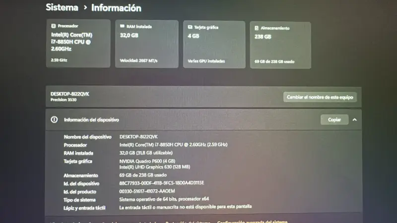 Notebook Dell Precision 3530 con Intel Core i7 - 2