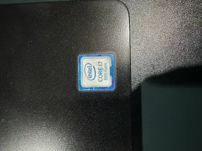 Notebook Dell Precision 3530 con Intel Core i7 - miniatura 3
