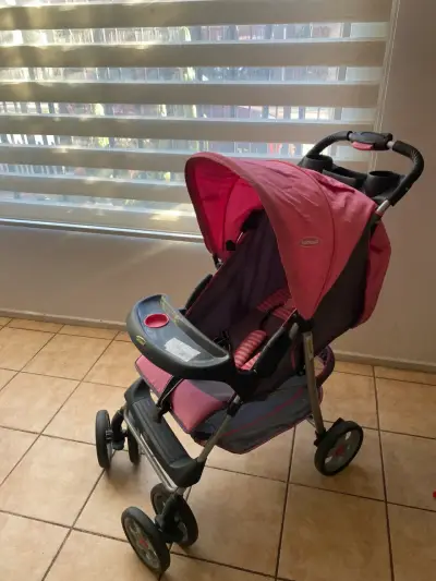 Coche de bebé rosa Bebesit con bandeja - miniatura 2