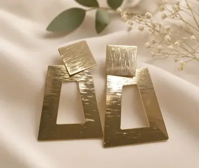 Aros geométricos dorados modernos - miniatura 1