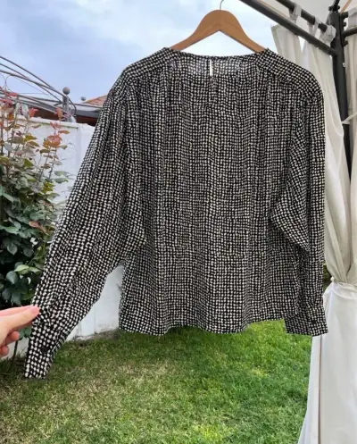 Blusa H&M - talla S - miniatura 4