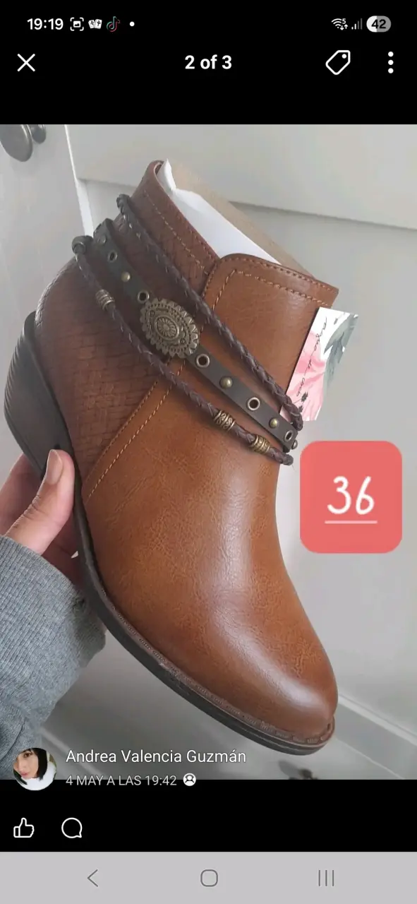 Botines marrones con detalles decorativos talla 36