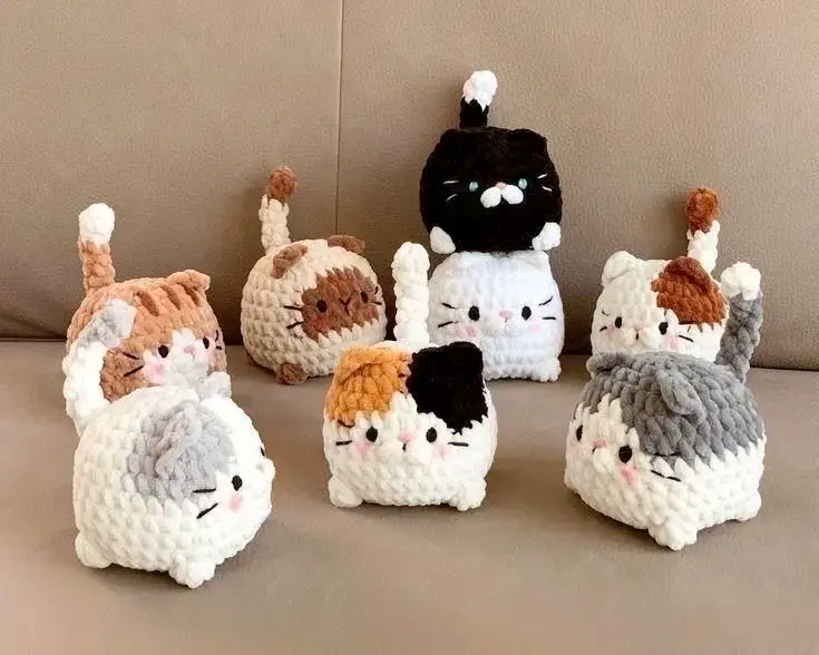 Llavero de gato tejido a crochet - 2