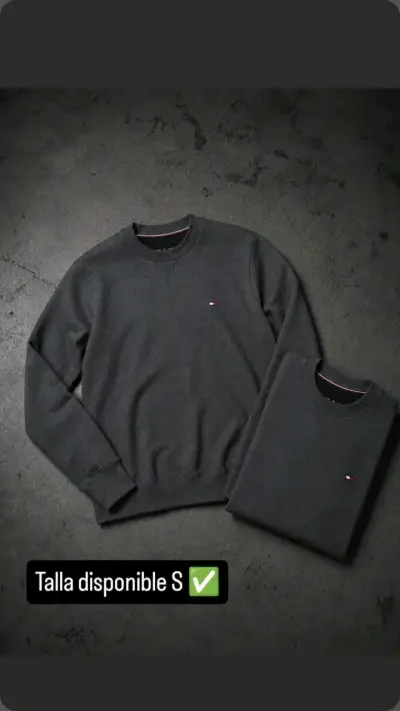Polerón negro con logo Lacoste - miniatura 1