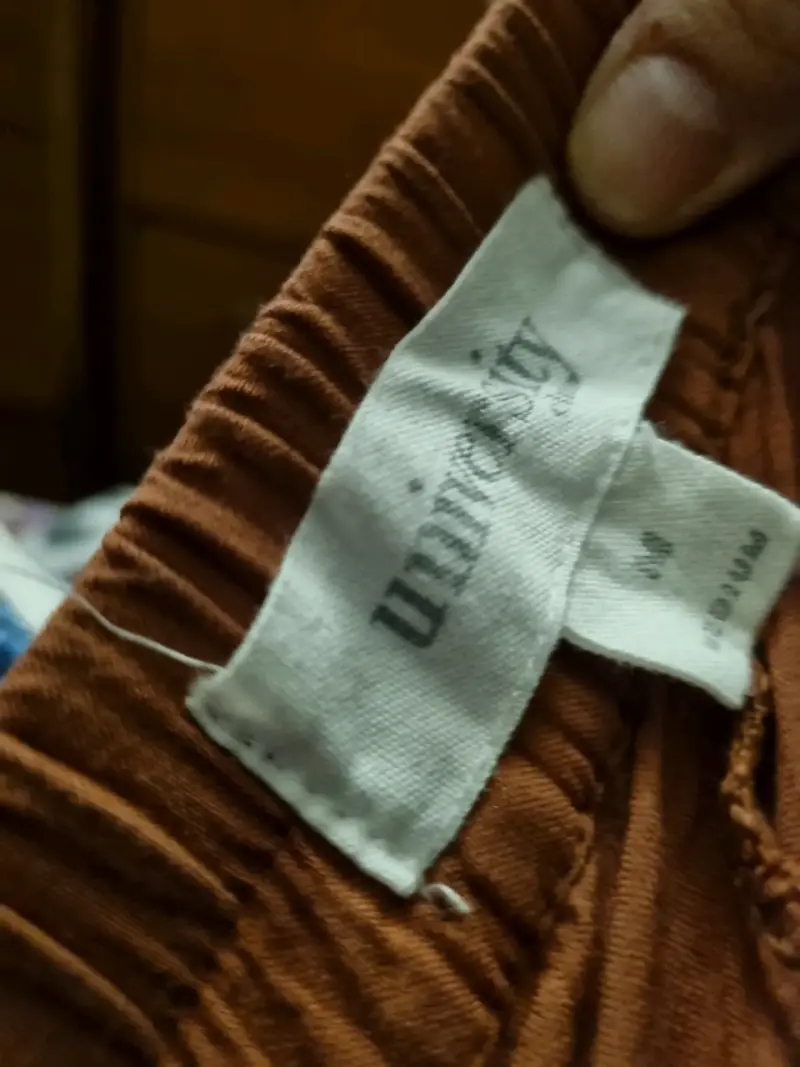 Pantalones de lino marrón para mujer - 3