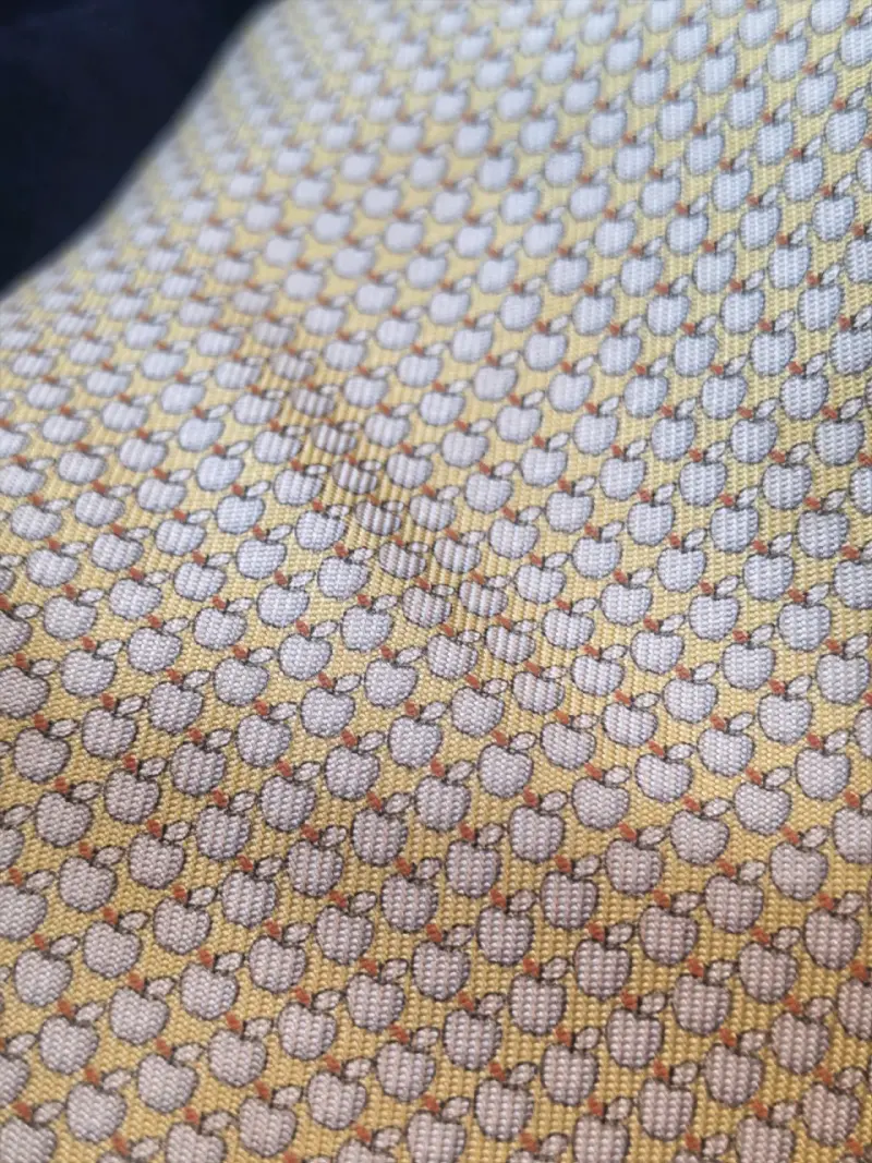 Corbata Salvatore Ferragamo de seda amarilla - 4