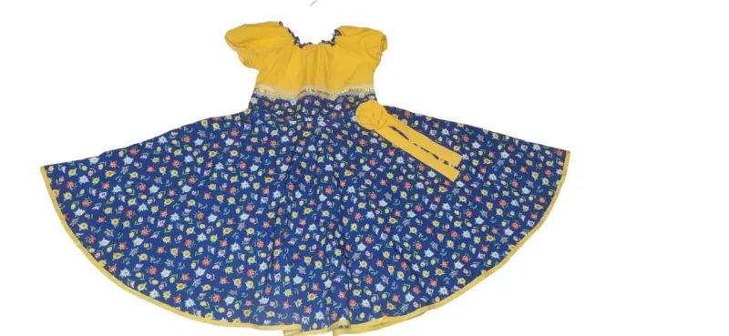 Abrigo blanco para niña con vestido floral - 2