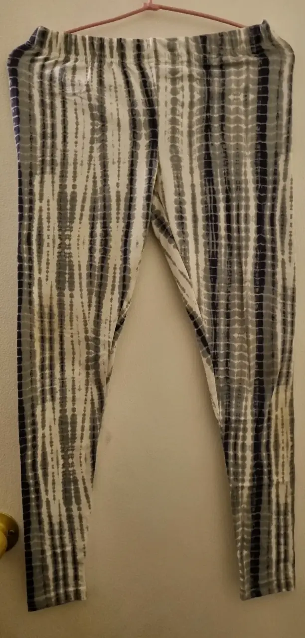 Calzas Leggings estampados No Boundaries - 1