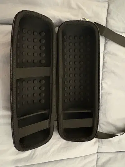 Estuche rígido negro para consola portátil JBL 6 - miniatura 3