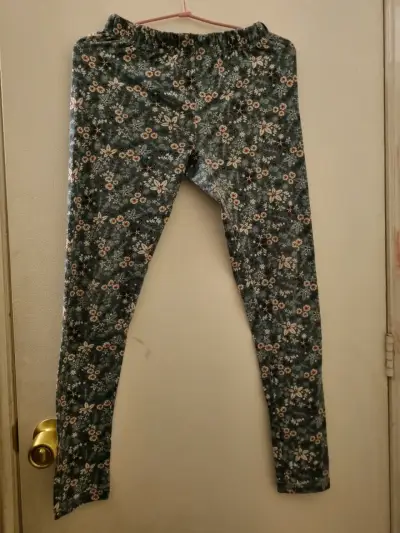 Leggings estampados florales No Boundaries - miniatura 1