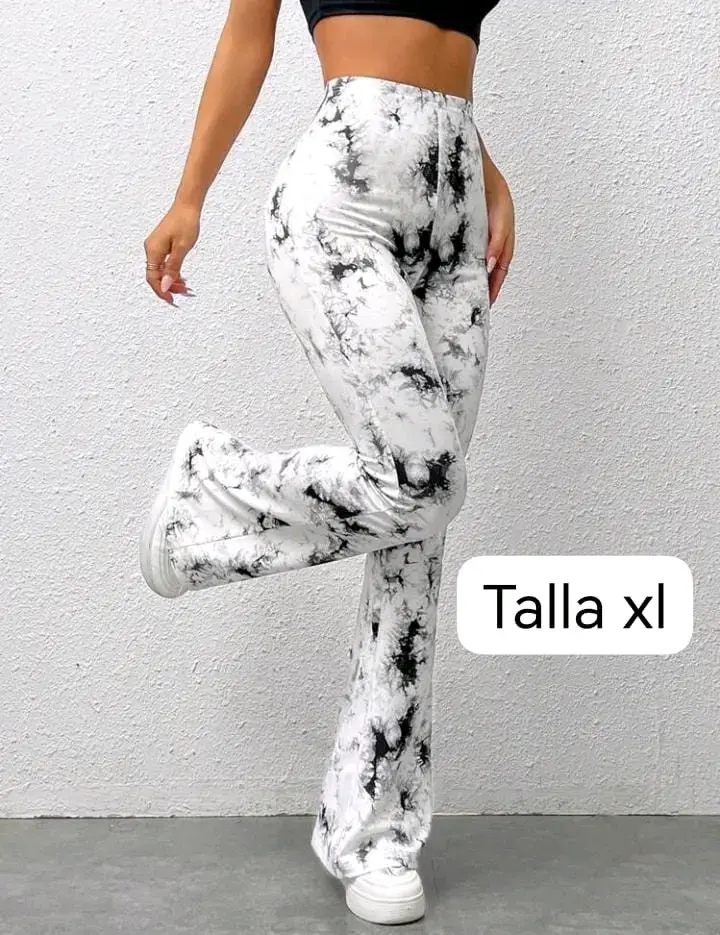 Pantalones acampanados tie-dye blanco y negro talla XL