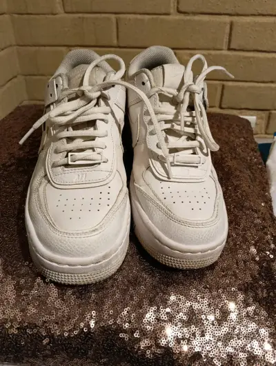 Zapatillas deportivas blancas de cuero para hombre - miniatura 2