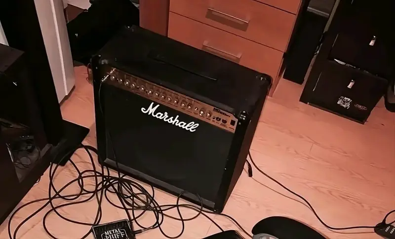 Marshall MG100DFX 100watt - 1