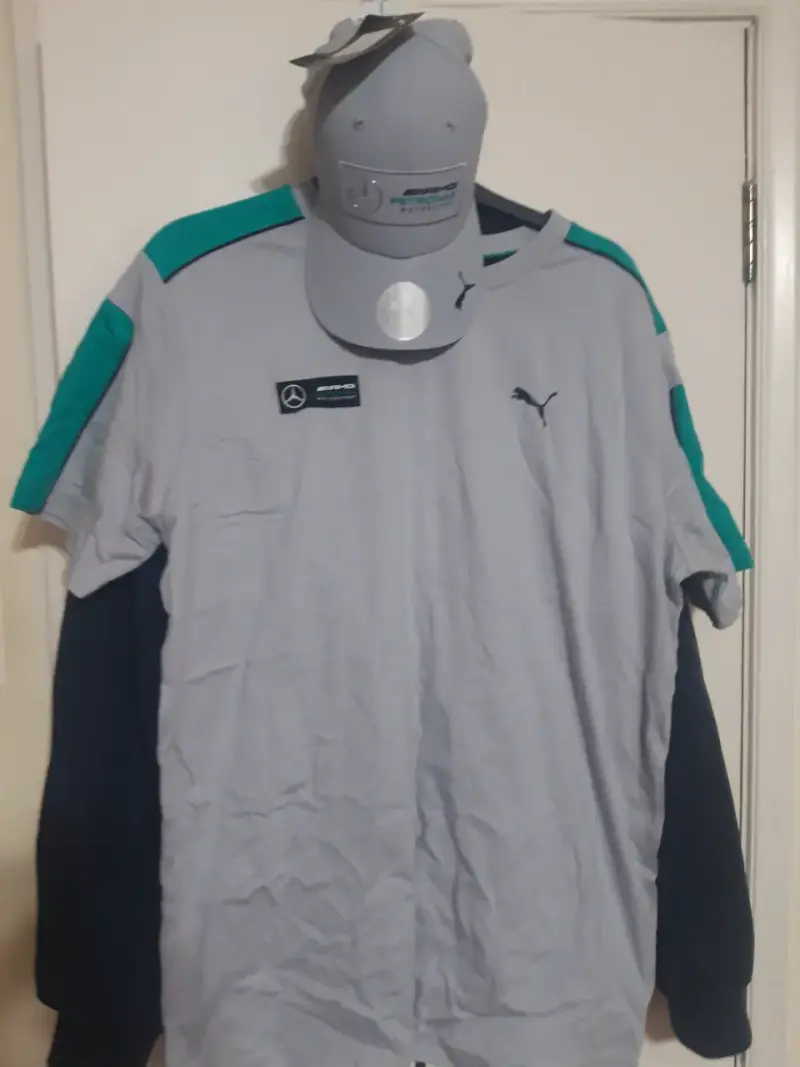 Polera y gorra Puma Mercedes AMG Petronas gris - 3