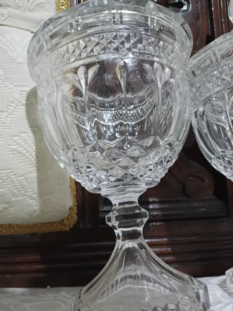 Bomboneras  cin tapa y pedestal - 5