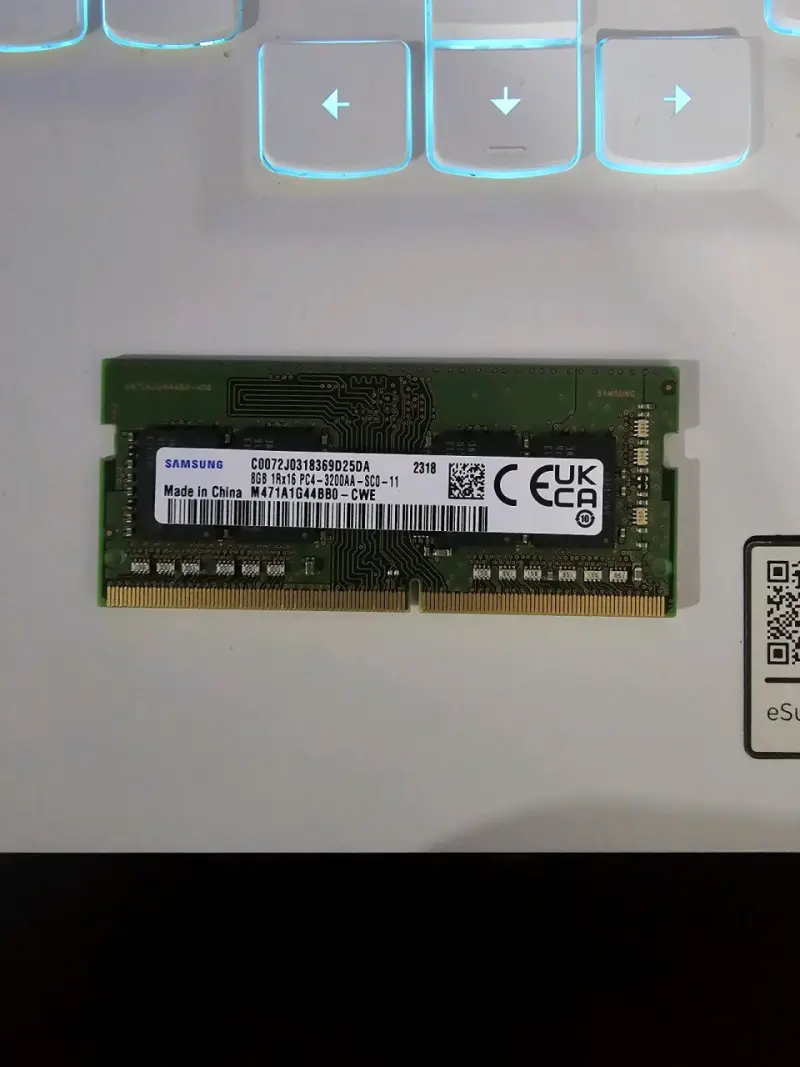 Memoria RAM samsung 8GB DDR4 3200mhz  SODIMM - 2
