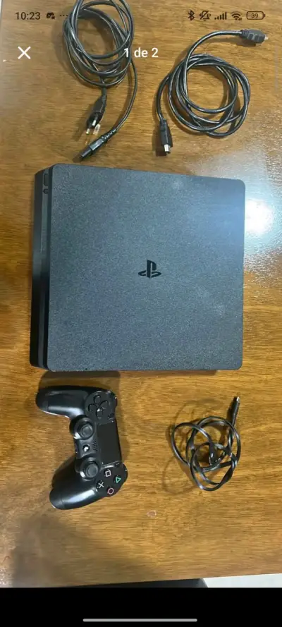 Consola PlayStation 4 con control y cables - miniatura 1