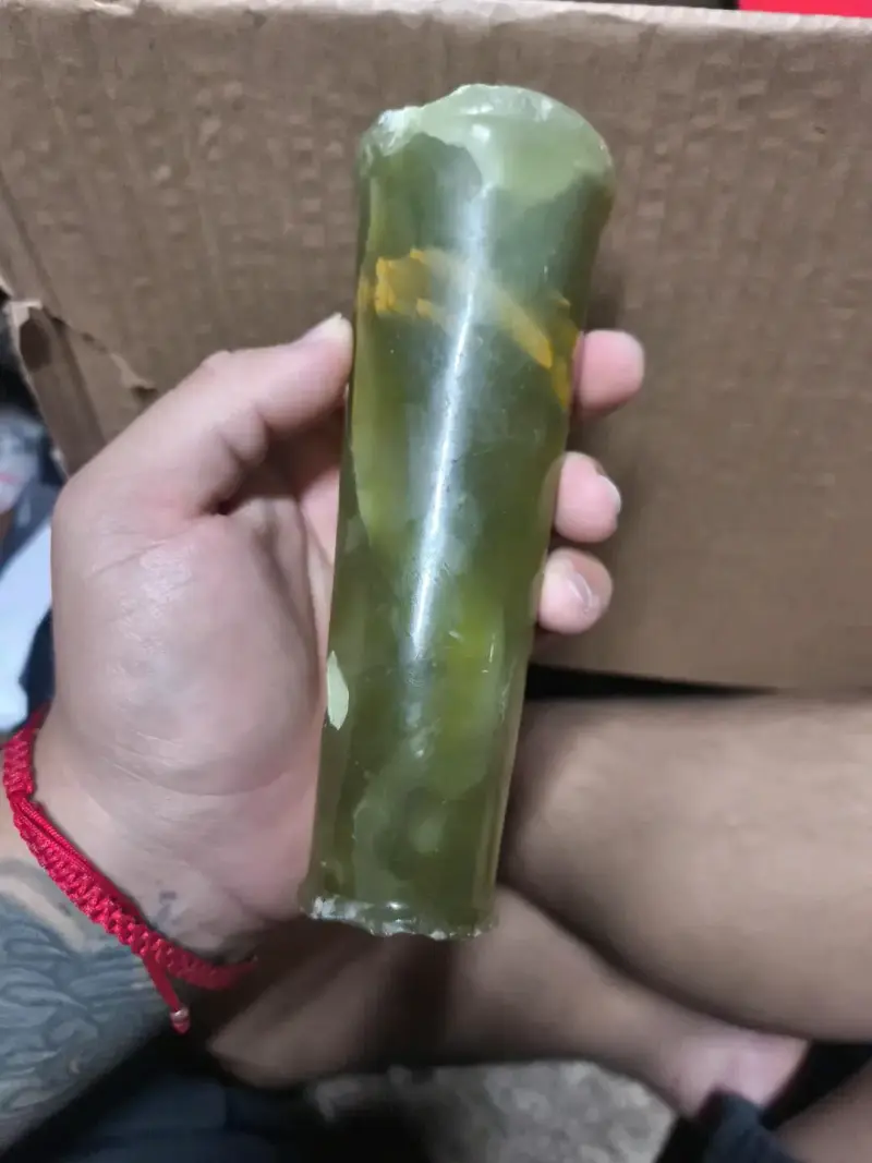 Pieza de resina verde para decoración o manualidades - 2