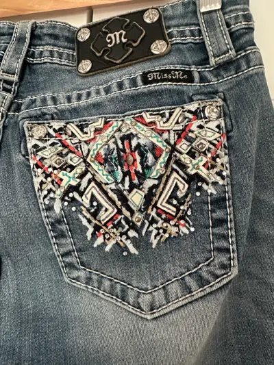 Jeans Miss Me bordados para mujer - miniatura 3