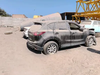 Mazda CX-5 AWD SUV usado en buen estado - miniatura 2