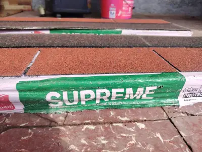 Tejas asfálticas Supreme para techos - miniatura 1
