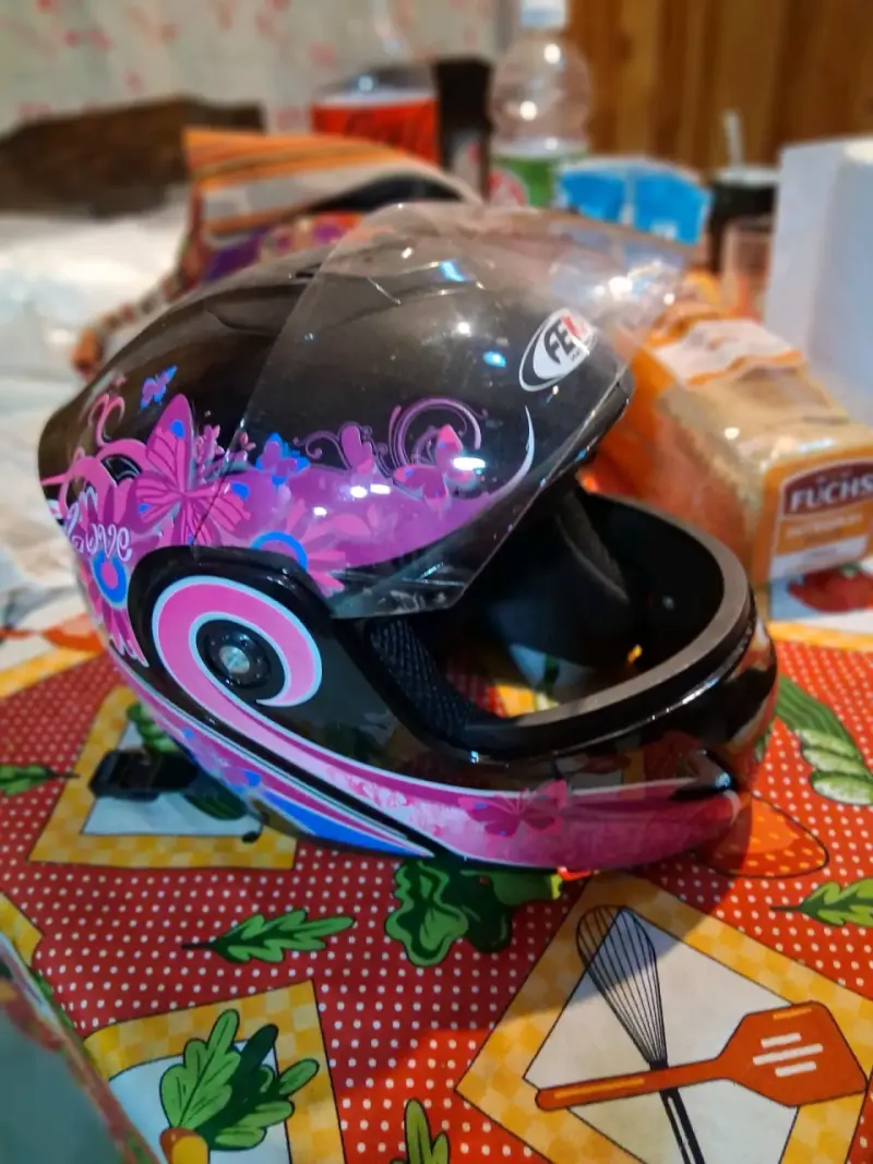 Casco de moto Fek rosa con diseño de mariposas - 4