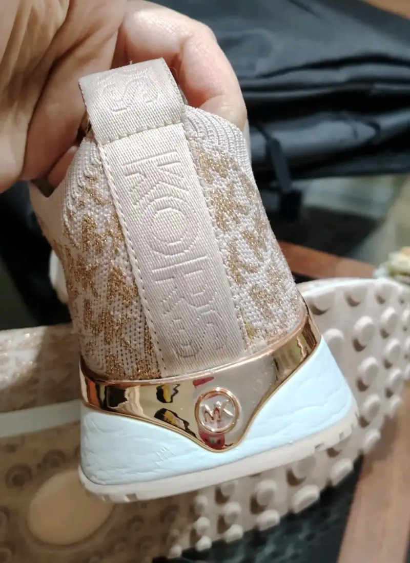 Zapatillas deportivas Michael Kors doradas - 3