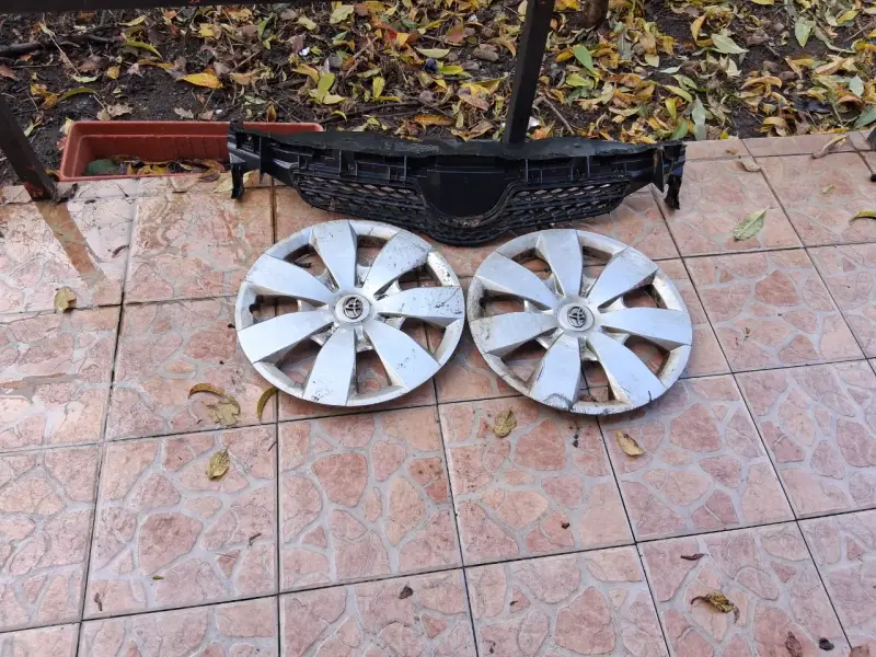 Taparueda original toyota auris 2012