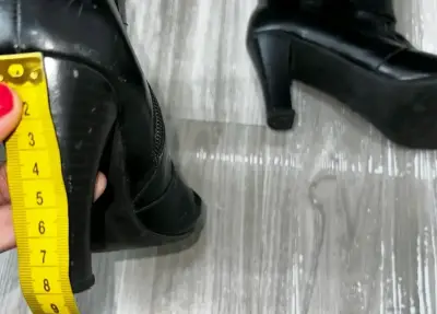 Botas negras de cuero con tacón alto - miniatura 5
