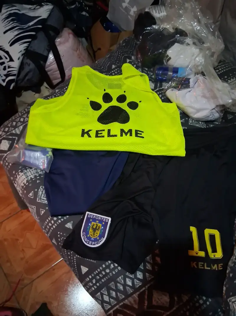 Conjunto deportivo Kelme deportes concepcion - 3