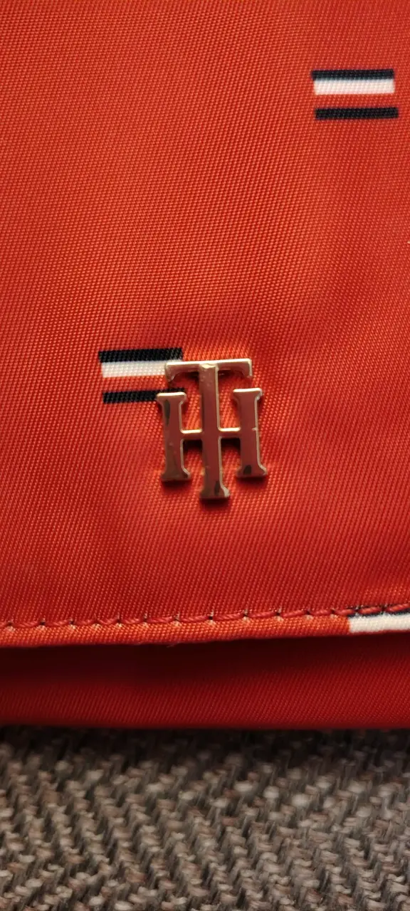 Porta Celular,tarjetas cruzado rojo Tommy Hilfiger - 3