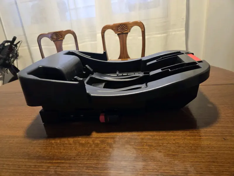 Silla de Auto para Bebé Infanti con Base - 4