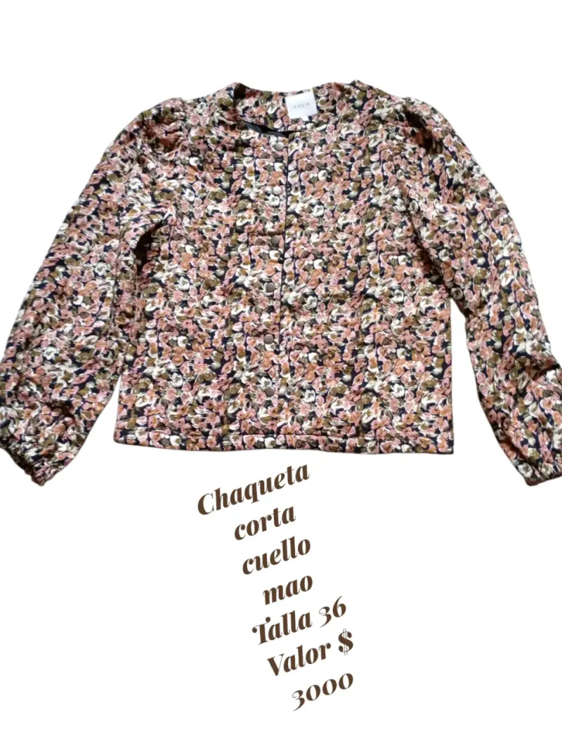 Chaqueta corta floral cuello mao talla 36
