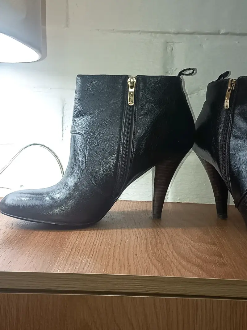 Botines de cuero café con tacón alto Gacel - 2