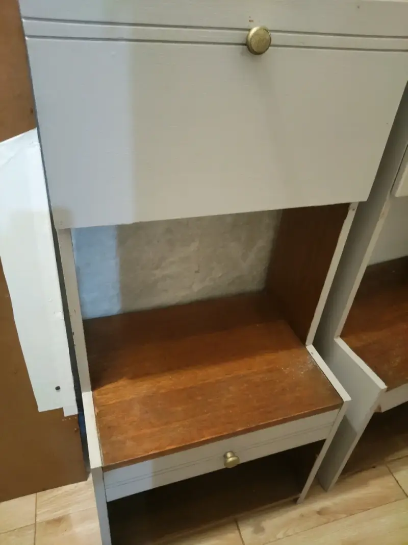 2 Mesas de noche de madera con cajones - 5
