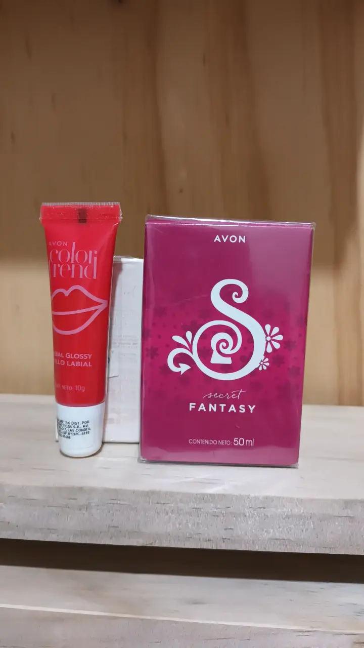 Set de Perfume y Brillo Labial Avon