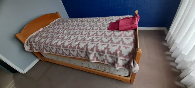 Cama Nido de 1 1/2 Plaza con Cama Auxiliar - 1